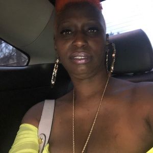 Meet your Posher, Diedre